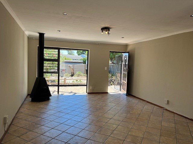2 Bedroom Property for Sale in Table View Western Cape
